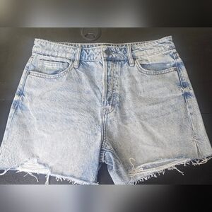 NWT Women's Hidden Jean Shorts - Sofie Mom Short Size Large